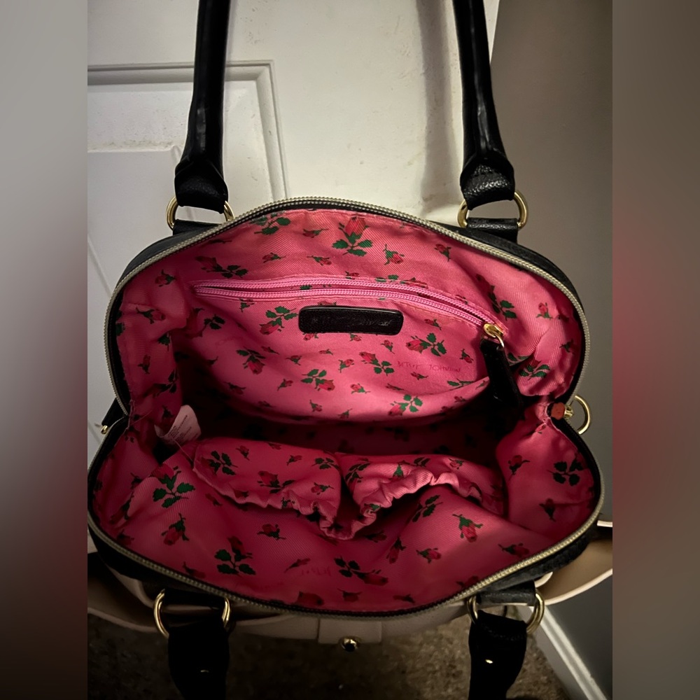 Betsy Johnson Purse - Picture 2 of 3